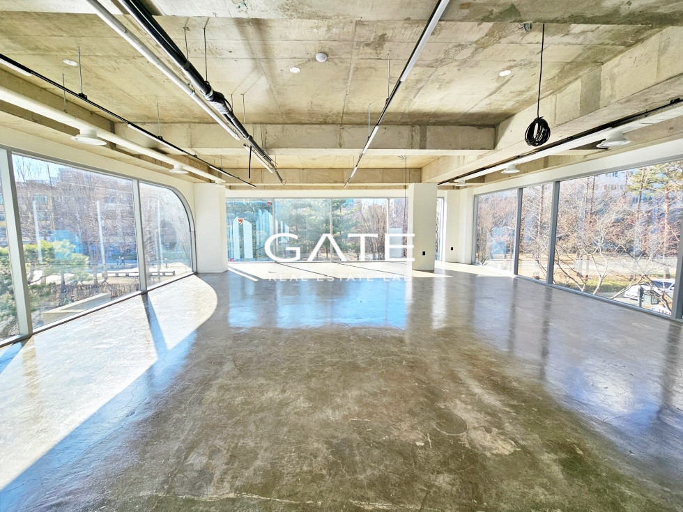 서울 마포구 연남동 GATE 연트럴파크 메인거리 신축 첫 입주 개방감 좋은 상가 사무실 월세 매물번호 14911 사진 2