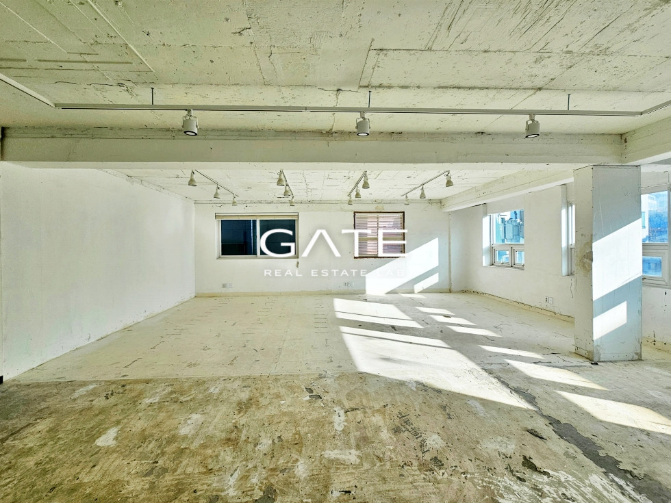 서울 마포구 서교동 GATE ㅣ무권리ㅣ 레드로드 메인 초입부분 노출도 좋은 상가 사무실 월세 매물번호 14595 사진 2