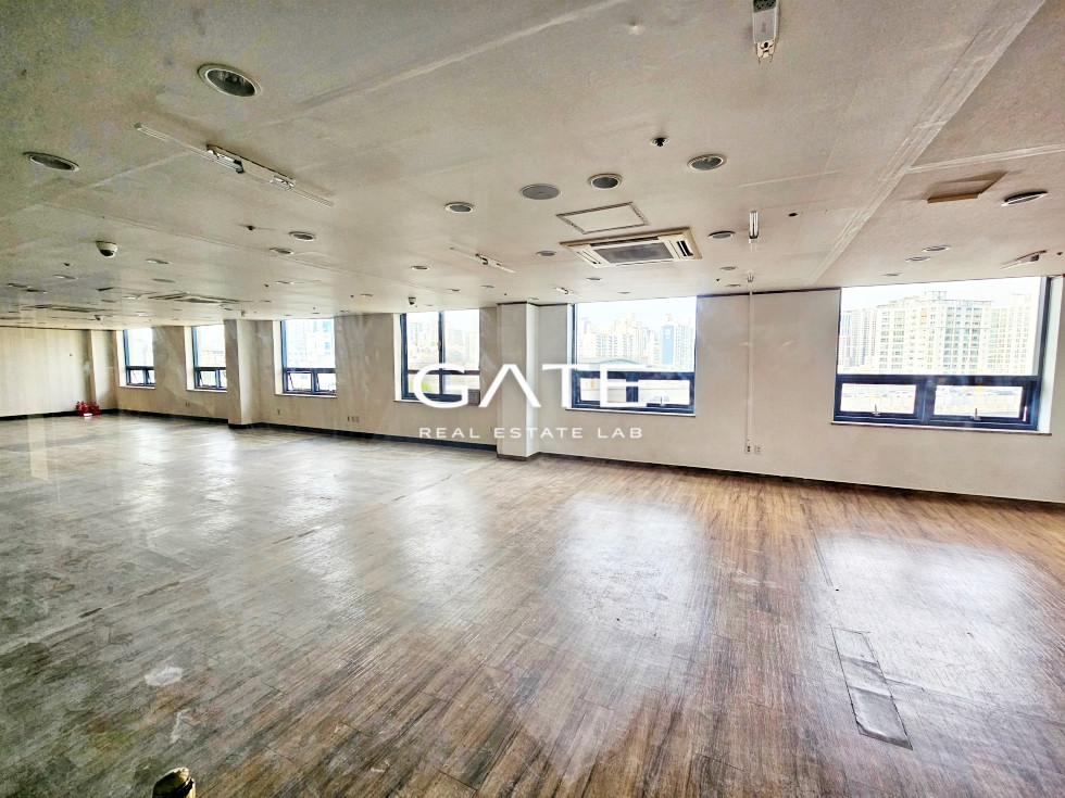 서울 마포구 성산동 GATE 무권리 성산동 대로변 코너건물 주차 엘베 가성비 좋은 공간 월세 매물번호 13741 사진 1
