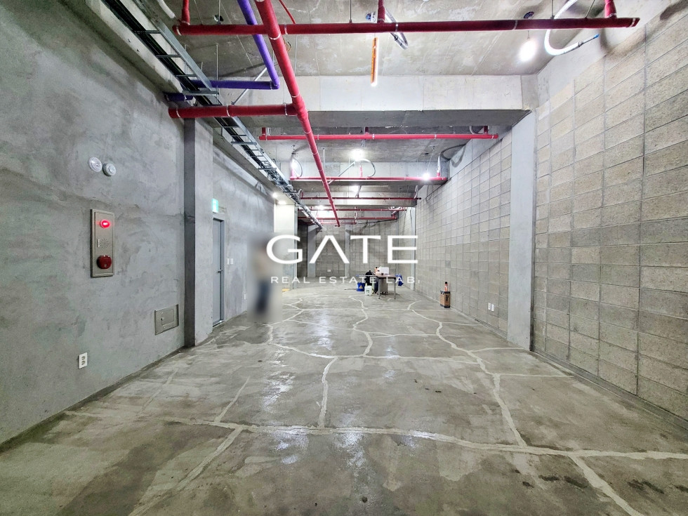 서울 서대문구 남가좌동 GATE [무권리] 가좌역 도보 2분 모래내시장 인근 신축건물 지층 상가 월세 매물번호 14352 사진 1