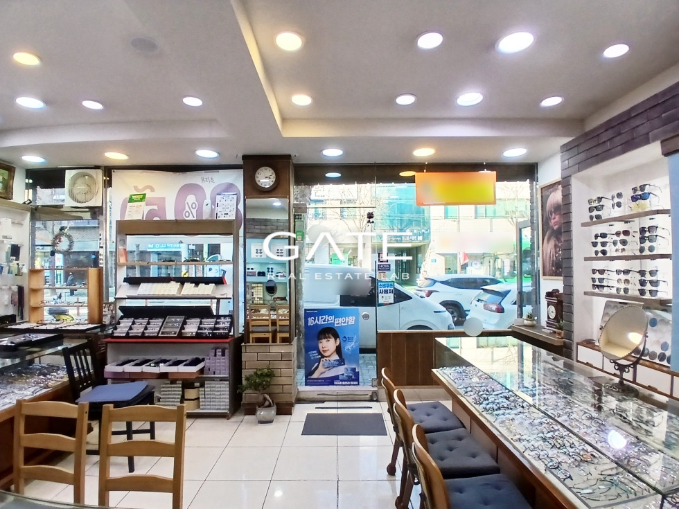 서울 마포구 망원동 GATE 망원시장 인근 유동인구 넘치는 대로변 노출 1층 상가 월세 매물번호 14681 사진 2