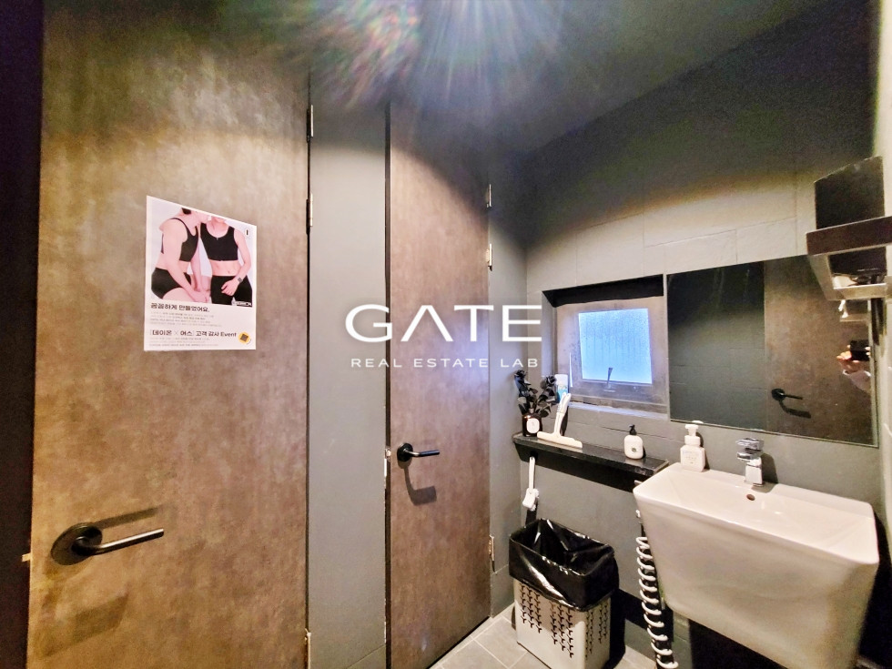 서울 마포구 서교동 GATE 홍대 수노래방 사거리 놀이터가는길 유동인구 多 6층 상가 월세 매물번호 14067 사진 5