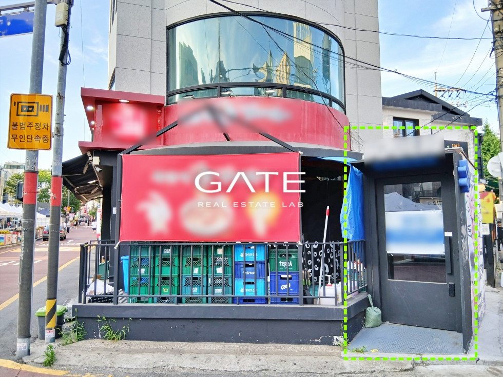 서울 마포구 서교동 GATE 홍대 레드로드 라인 유동인구 많은 무권리 상가 월세 매물번호 12858 사진 1