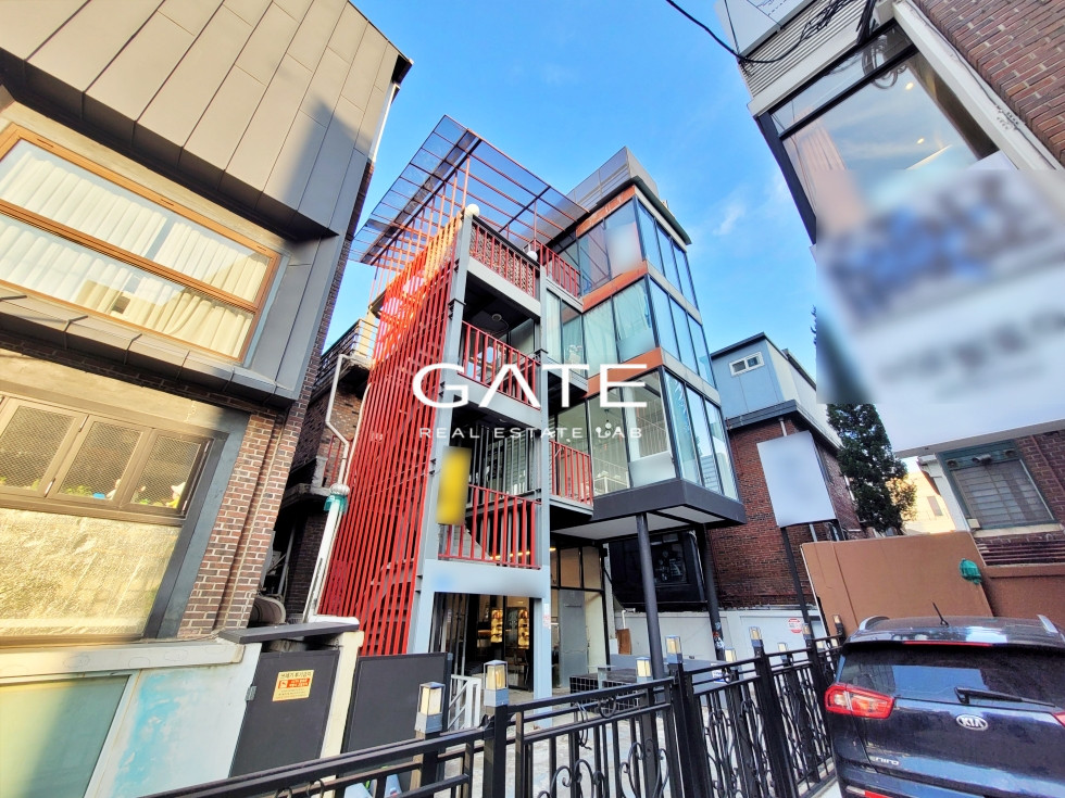 서울 마포구 서교동 GATE 홍대 초역세 레드로드인근 깔끔한 통창 테라스 3층 월세 매물번호 14119 사진 1