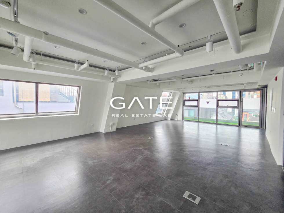 서울 마포구 서교동 GATE 사선 창문의 미학 홍대 합정 테라스 프라이빗 오피스 월세 매물번호 15603 사진 3