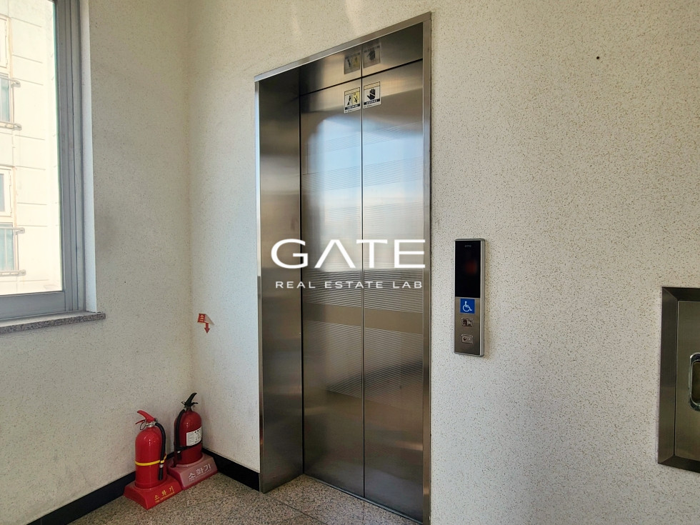 서울 마포구 공덕동 GATE 공덕동 대로변 무권리 노출 가시성 뛰어난 1층 상가 월세 매물번호 13212 사진 3