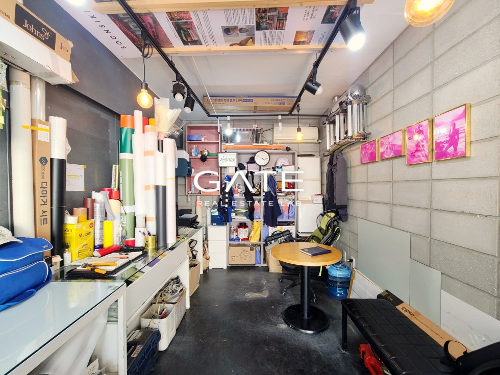 서울 마포구 망원동 GATE 무권리 마포구청역 인근 도로변 노출 좋은 1층 상가 월세 매물번호 12836 사진 2