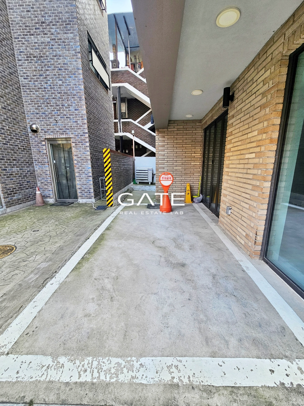 서울 마포구 성산동 GATE 무권리 성산동 신축급 세련된 외관 고정주차 1층 상가 사무실 월세 매물번호 14147 사진 5