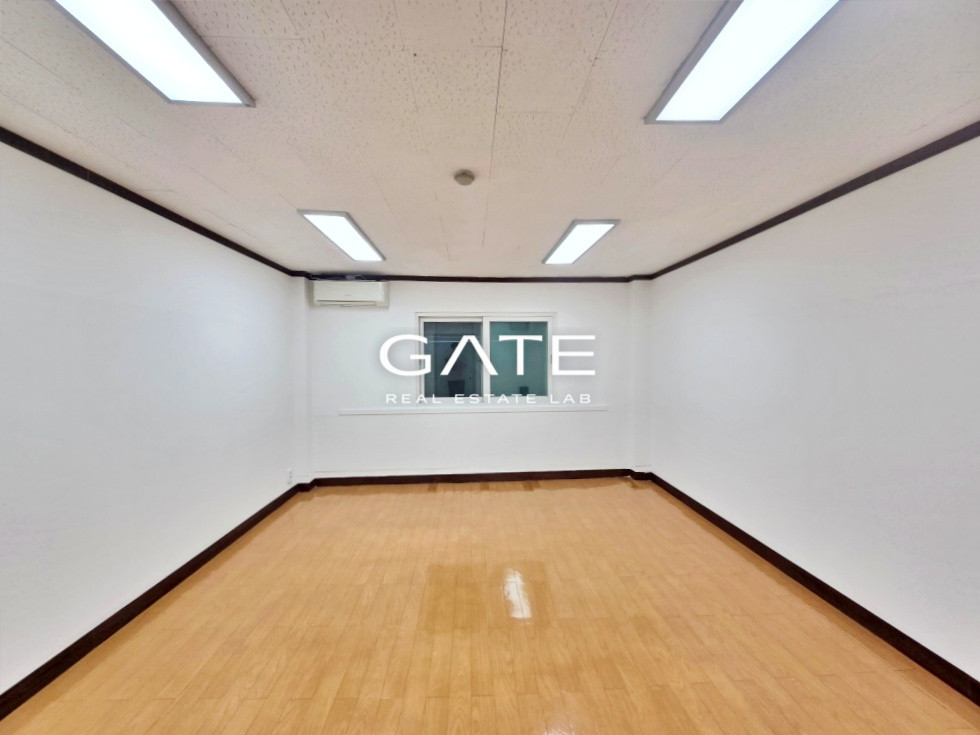 서울 중구 무교동 GATE 시청역 역세권 1분거리 내부 컨디션 좋은 사무실 월세 매물번호 13732 사진 1