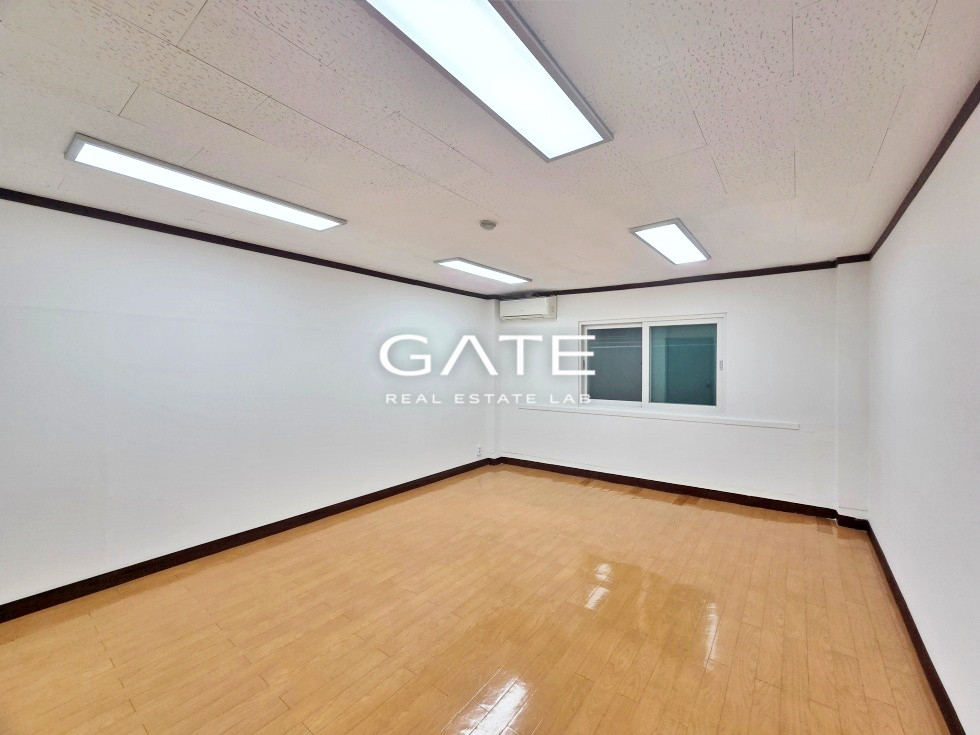 서울 중구 무교동 GATE 시청역 역세권 1분거리 내부 컨디션 좋은 사무실 월세 매물번호 13732 사진 4