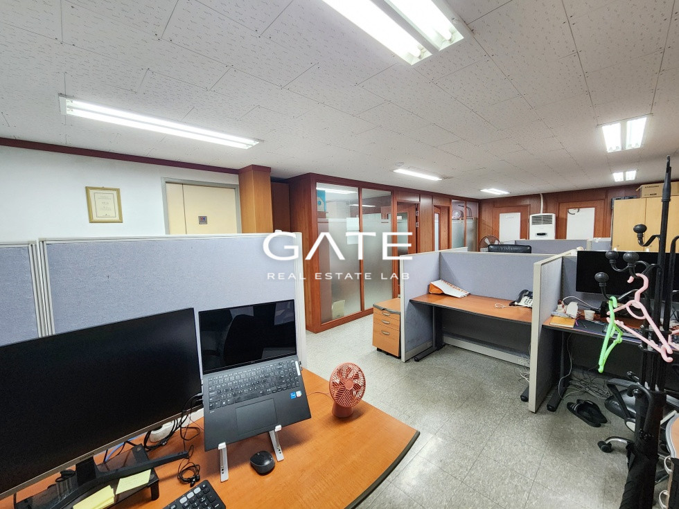 서울 마포구 공덕동 GATE 실30p 룸3 홀1 단독층 옥상흡연공간 엘베 있는 사무실 월세 매물번호 11774 사진 2