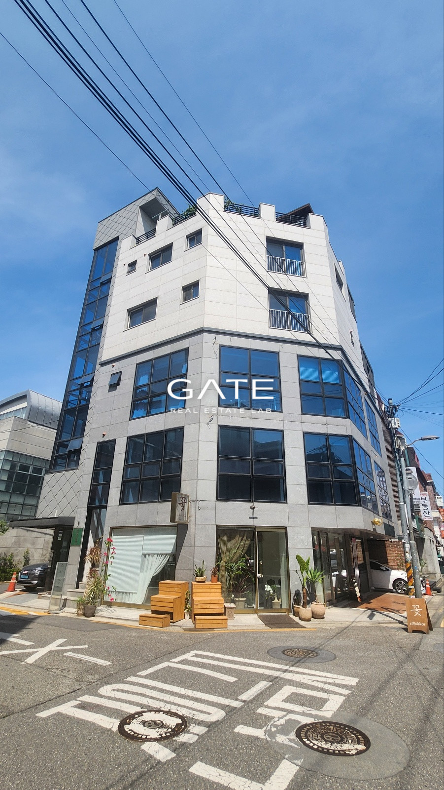 서울 마포구 연남동 GATE 홍대역세권 풍부한 유동인구 가시성 좋은 코너 3층 사무실 월세 매물번호 14386 사진 1