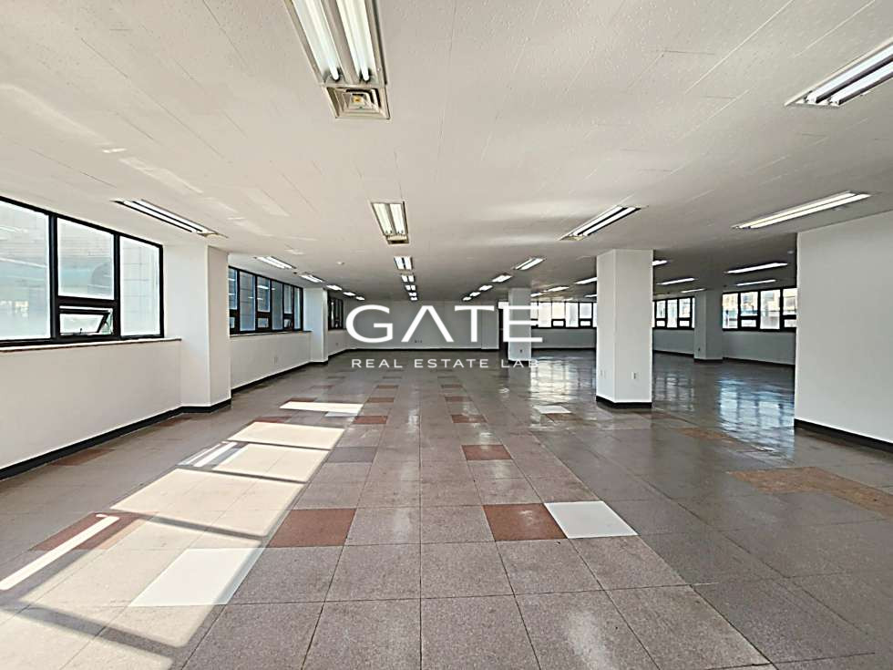 서울 마포구 서교동 GATE 홍대 대로변 주차편리,깔끔한 내부 사무실 추천 월세 매물번호 11949 사진 2