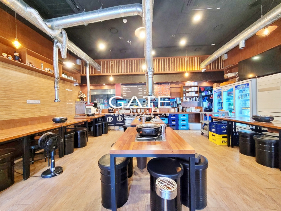 서울 마포구 합정동 GATE 합정역 역세권 성산초등학교 인근 노출성 좋은 1층 상가 월세 매물번호 13849 사진 2