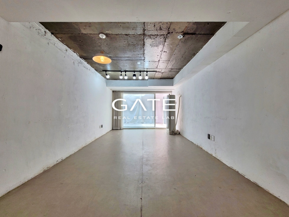 서울 마포구 서교동 GATE [무권리] 서교동 오피스 상권 라인 관리 잘 된 지층 사무실 월세 매물번호 12972 사진 1