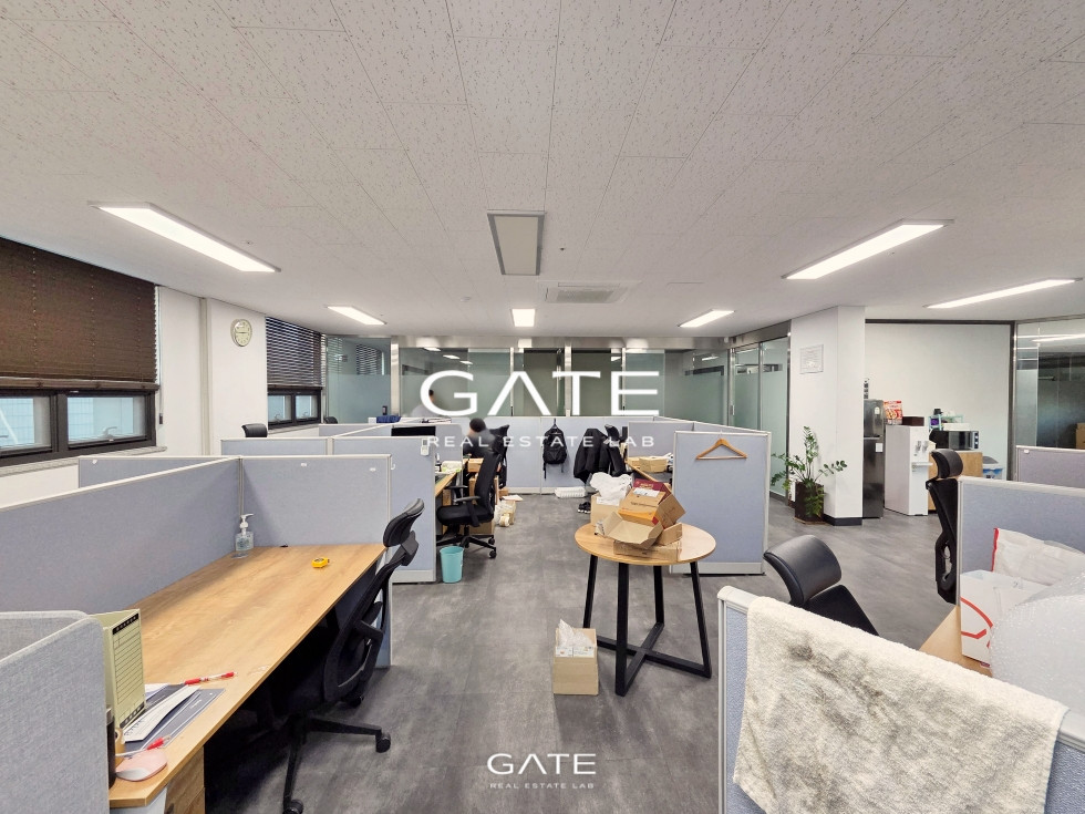 서울 용산구 원효로2가 GATE 효창공원역 62P 주차2대 E/V있는 경의선숲길 라인 공간 월세 매물번호 14908 사진 1
