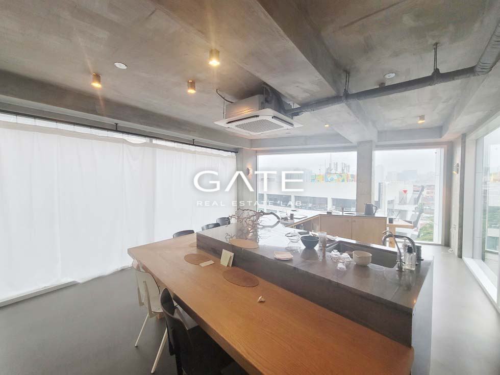 서울 용산구 용산동2가 실사진O 해방촌 채광좋은 2층 상가 월세 매물번호 10864 사진 5